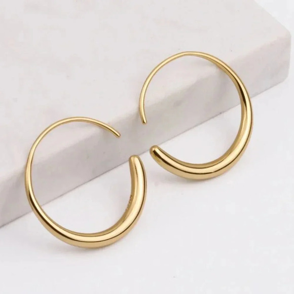 Minimalist Sterling Silver Hoop Circle Earrings - Picture 2 of 6